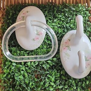 Vintage Lenape White Porcelain Towel Holder & Robe Hook Washroom Accessories
